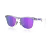 عینک آفتابی اوکلی Frogskins Hybrid – لنز Prizm Violet فریم Matte Trans Lilac Clear