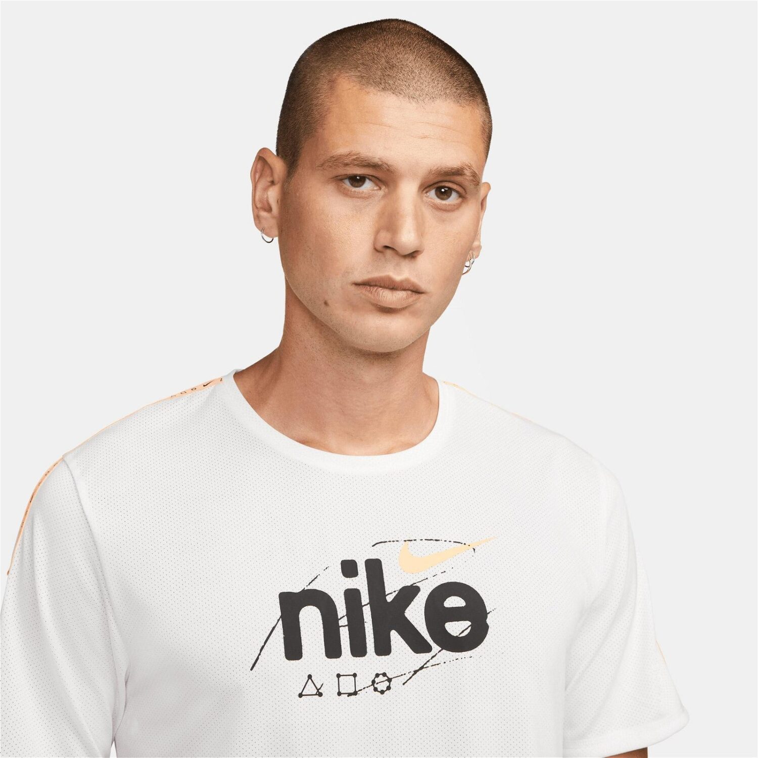 تیشرت مردانه نایک Dri-Fit Miler Dye - سفید