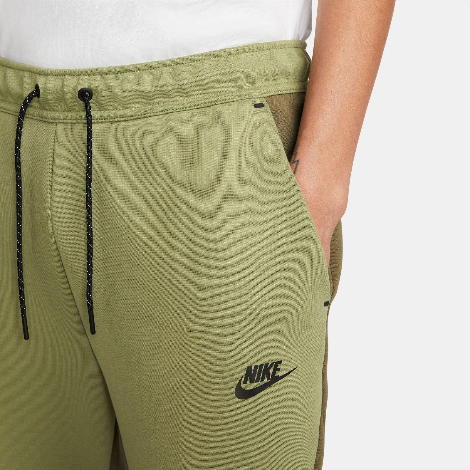 شلوار مردانه نایکی Sportswear Tech Fleece - خاکی