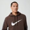 هودی مردانه نایک Sportswear Repeat Fleece Hoodie - قهوه ای