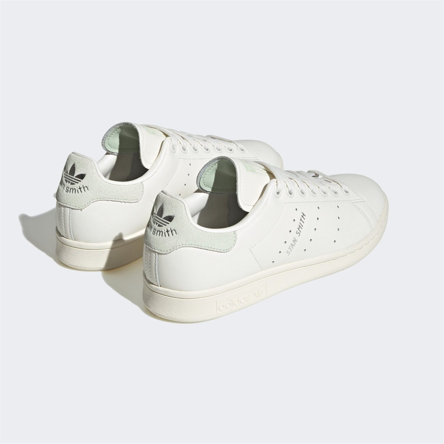 اسنیکر آدیداس زنانه Stan Smith - سفید