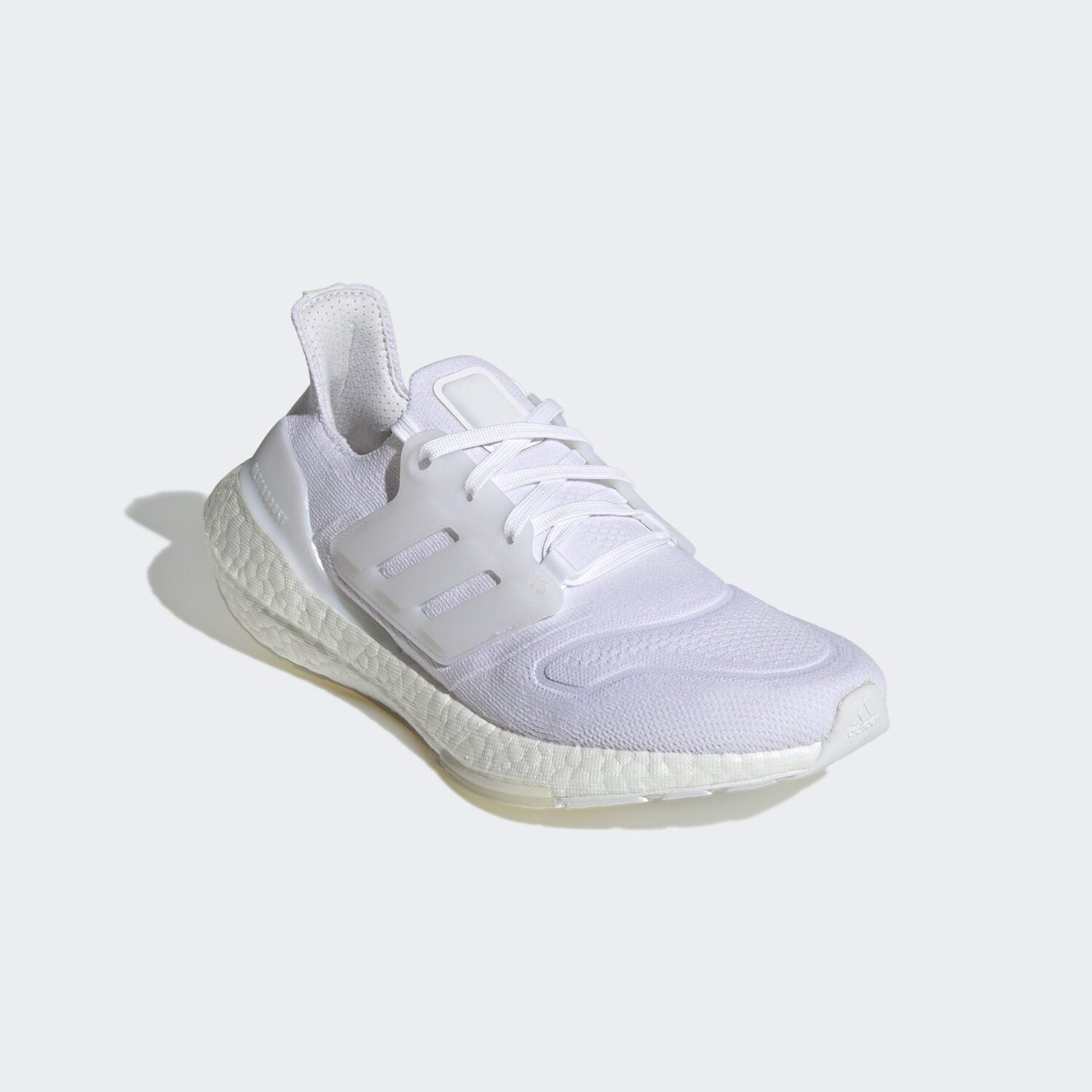 اسنیکر آدیداس زنانه Ultraboost 22 W - سفید