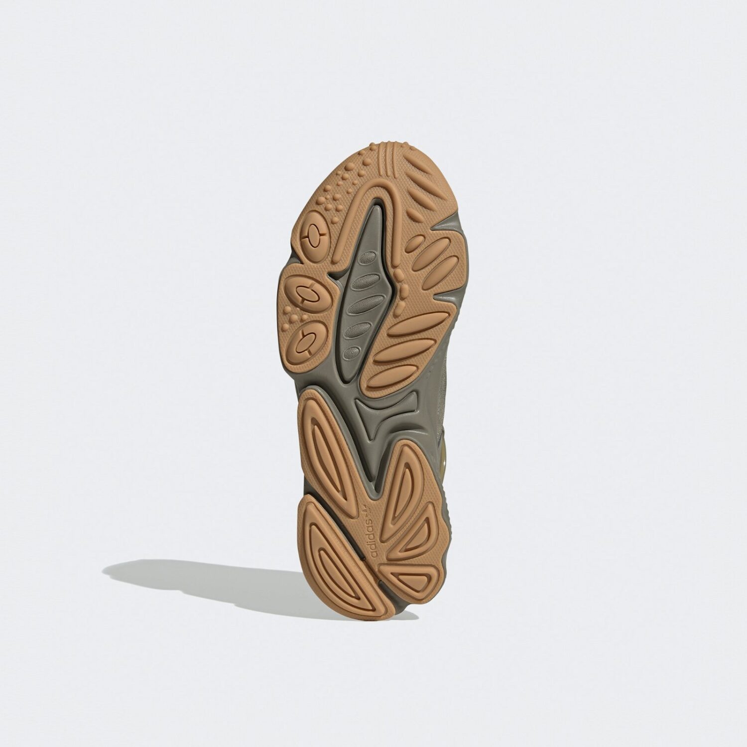 اسنیکر آدیداس مردانه Ozweego - خاکی