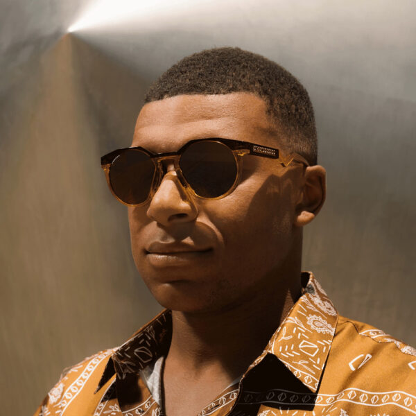 عینک اوکلی Kylian Mbappé Signature Series HSTN